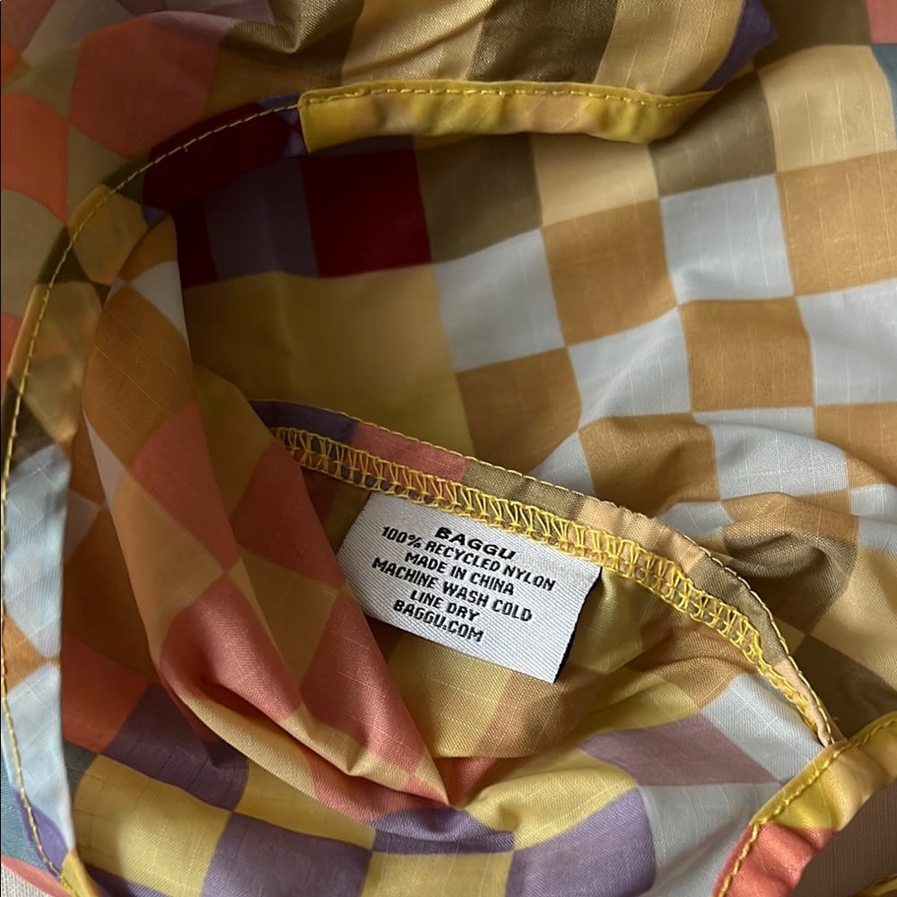 Colorful Checkered Tote Bag - Picture 3 of 3